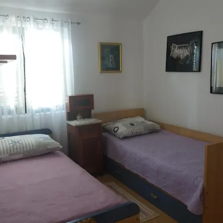 Apartment Ida Trpanj